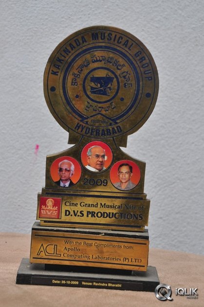 Celebrities-Pay-Homage-To-Edida-Nageswara-Rao